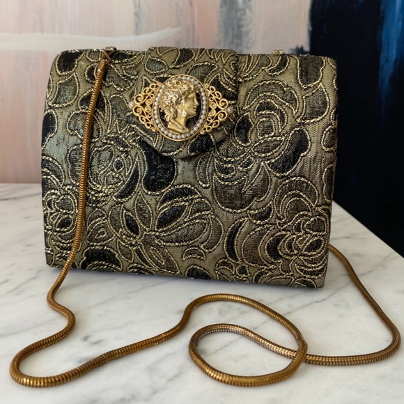 Carolyne Barton Handbags - Vintage structured clutch